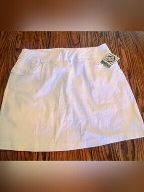NWT Ladies PetiteWhite Golf Skirt, Skort By KATE Park, Sz PXL